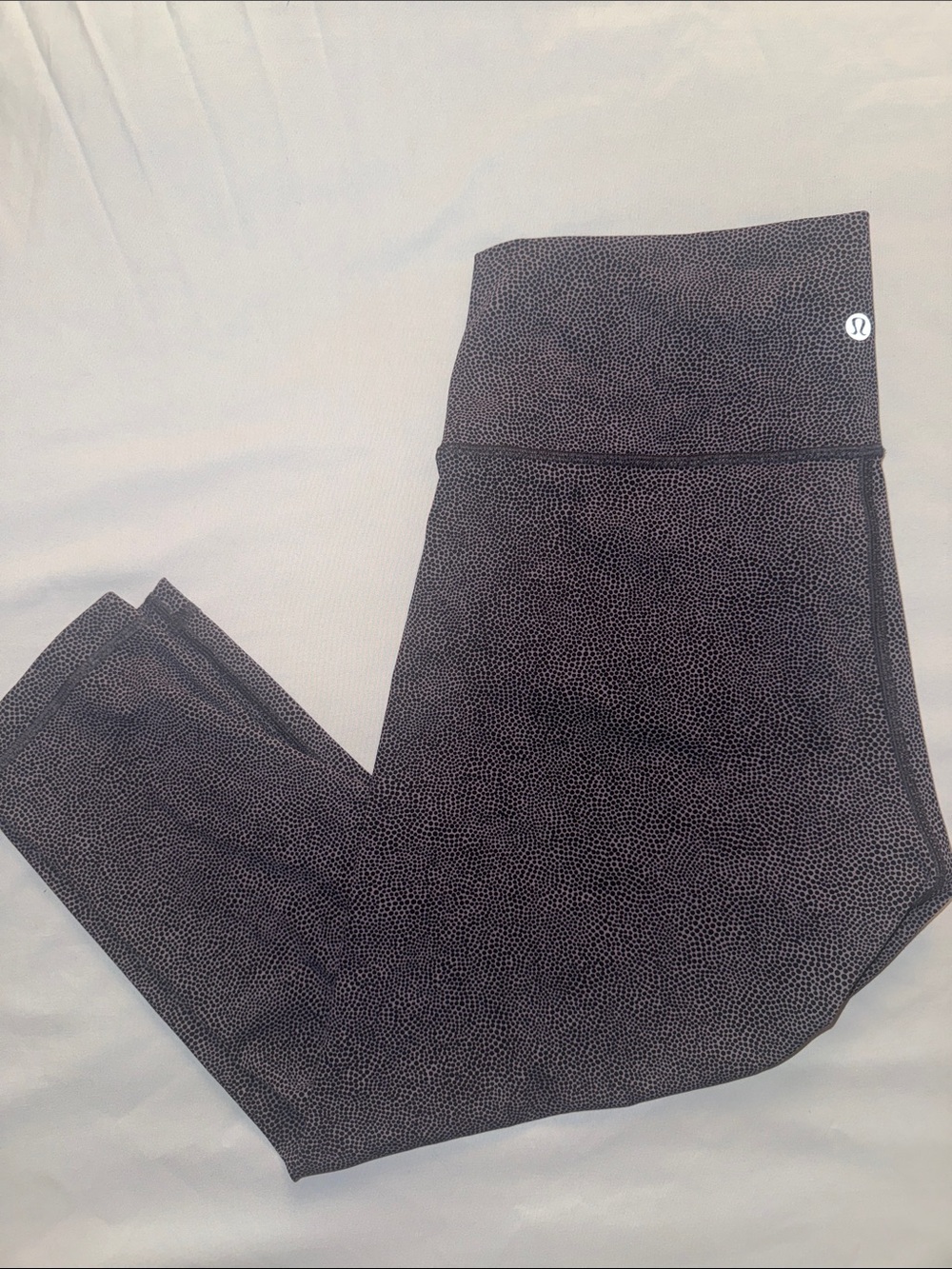 Lululemon cropped leggings